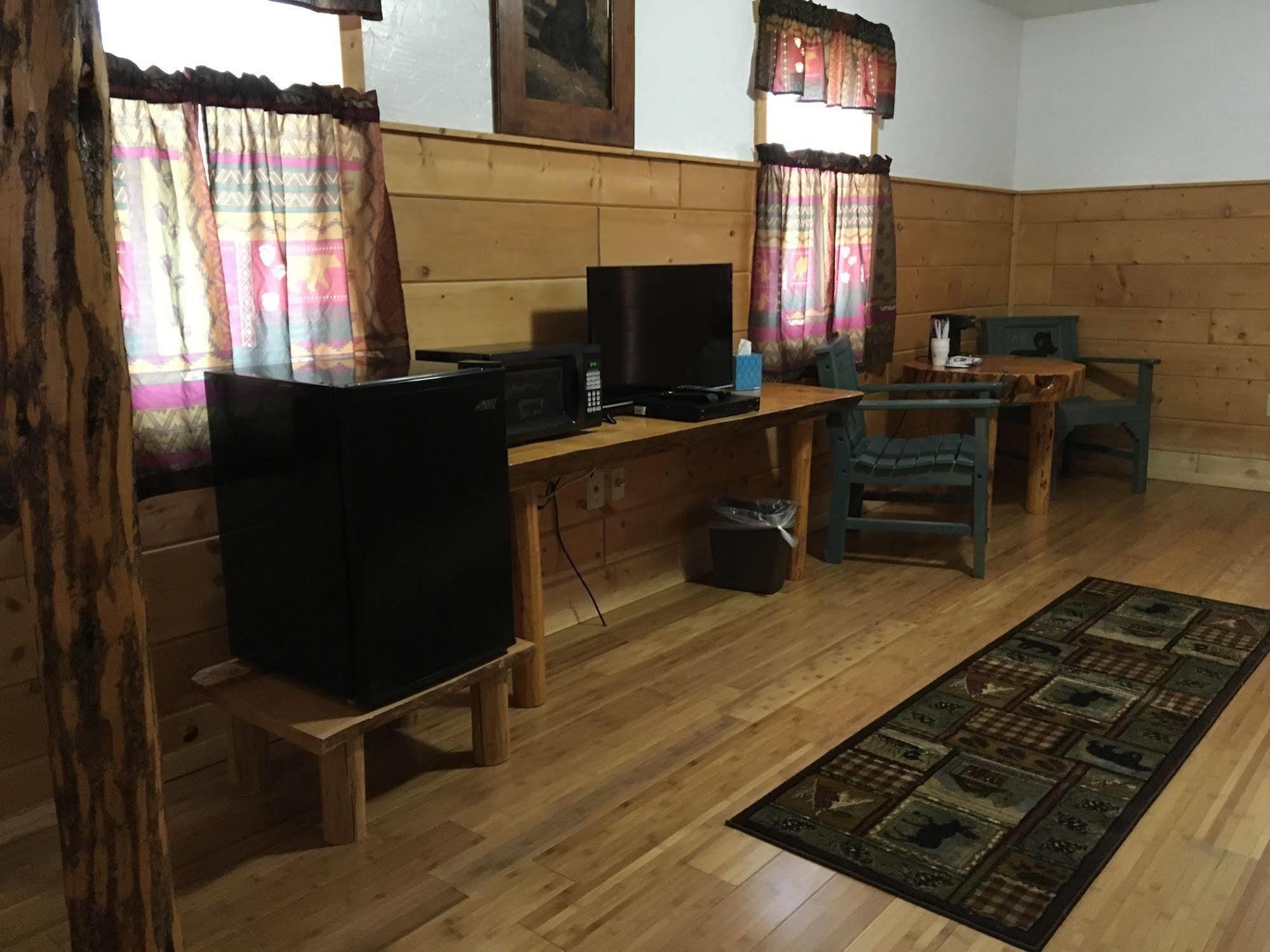 Chinook Winds Motel Dubois Luaran gambar
