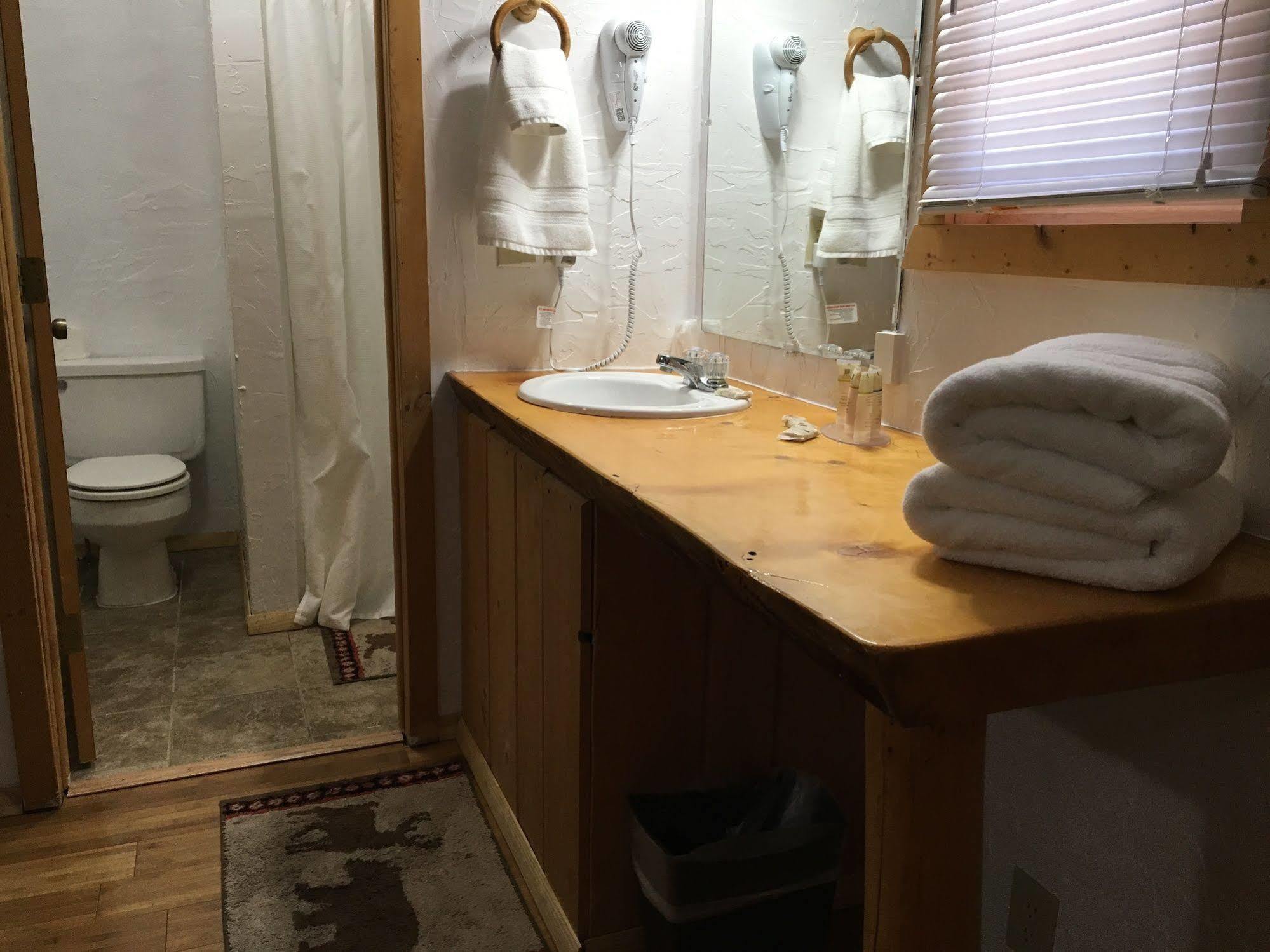 Chinook Winds Motel Dubois Luaran gambar